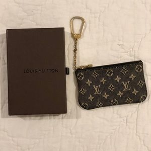 Authentic Louis Vuitton Key Wallet